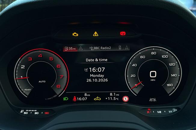AUDI Q2 Photo 15