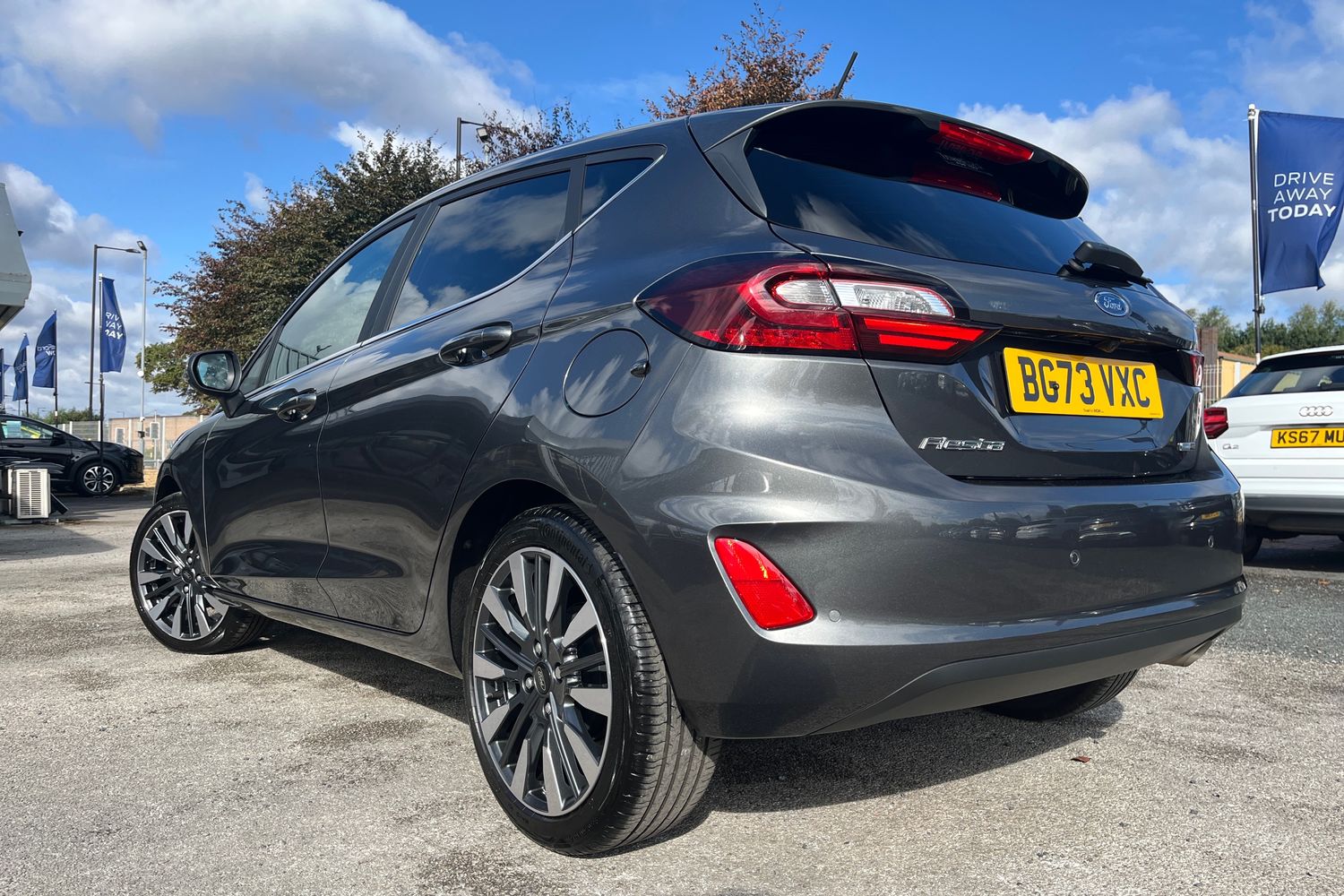 Ford Fiesta Photo 37