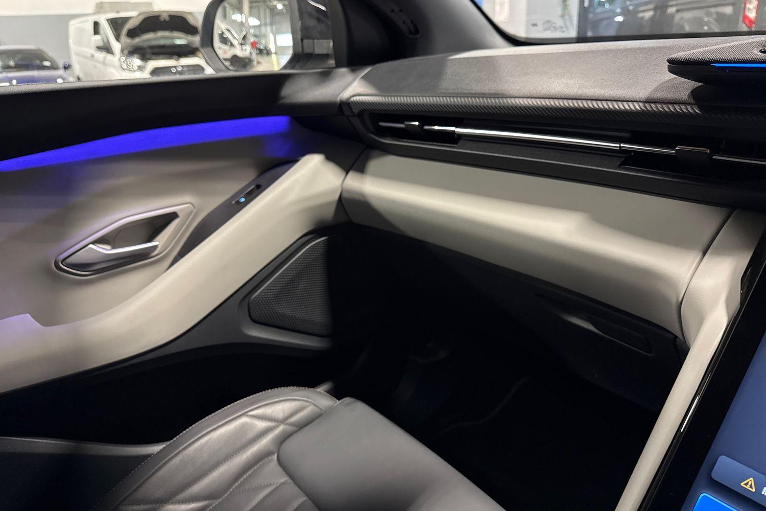 Ford Explorer Photo 48