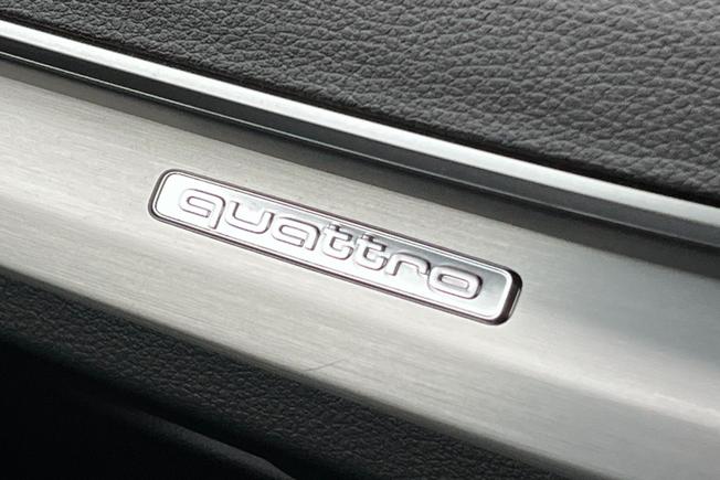 AUDI Q5 Photo 26