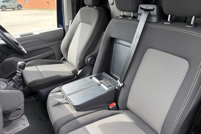 VOLKSWAGEN Transporter Photo 45