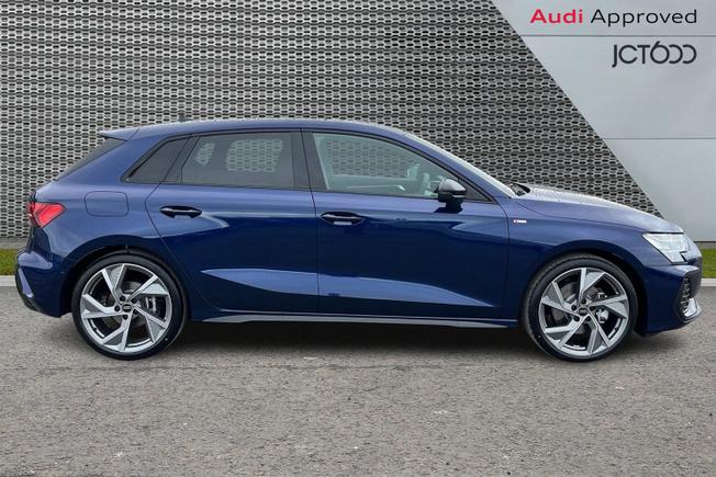 AUDI A3 Photo 4