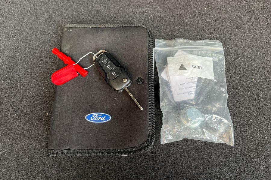 Ford KA+ Photo autoimg-8a0434a4b1f14297cba20e12ec4912f9d9e1c5ee.jpg