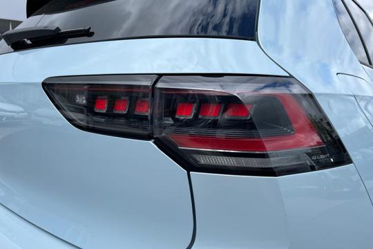 Volkswagen Golf Photo autoimg-8a04cc50011e312eb54713658befdc5feee7516d.jpg