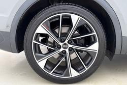 AUDI Sq5 Photo 5