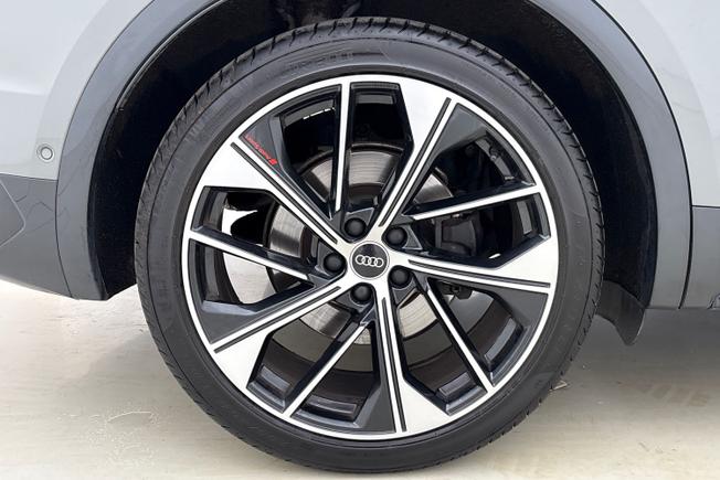AUDI Sq5 Photo 5
