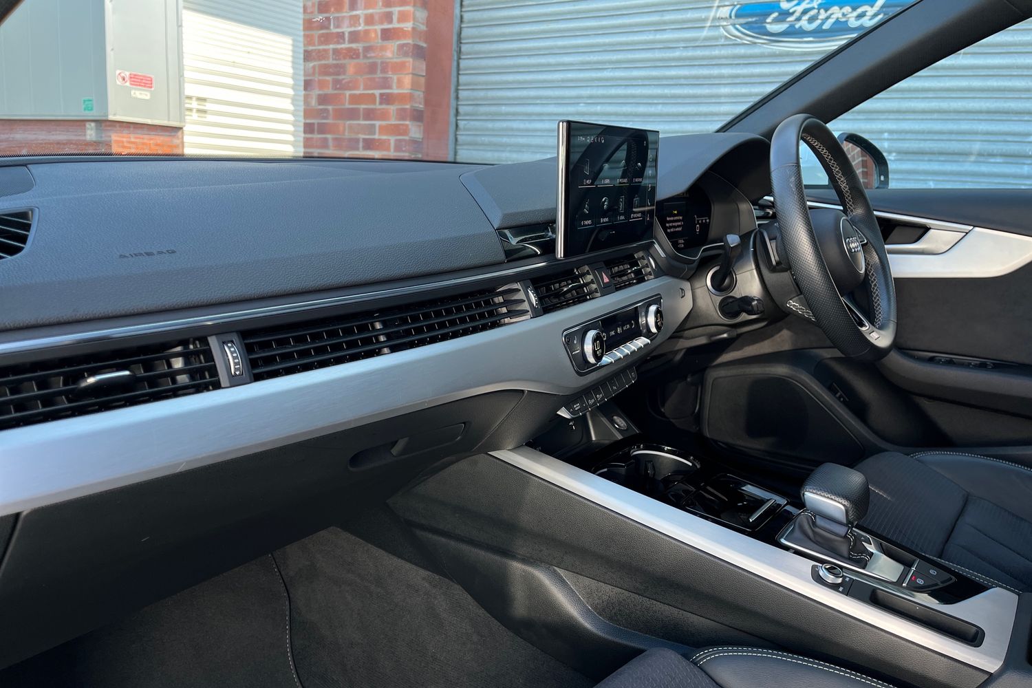 Audi A4 Photo 17