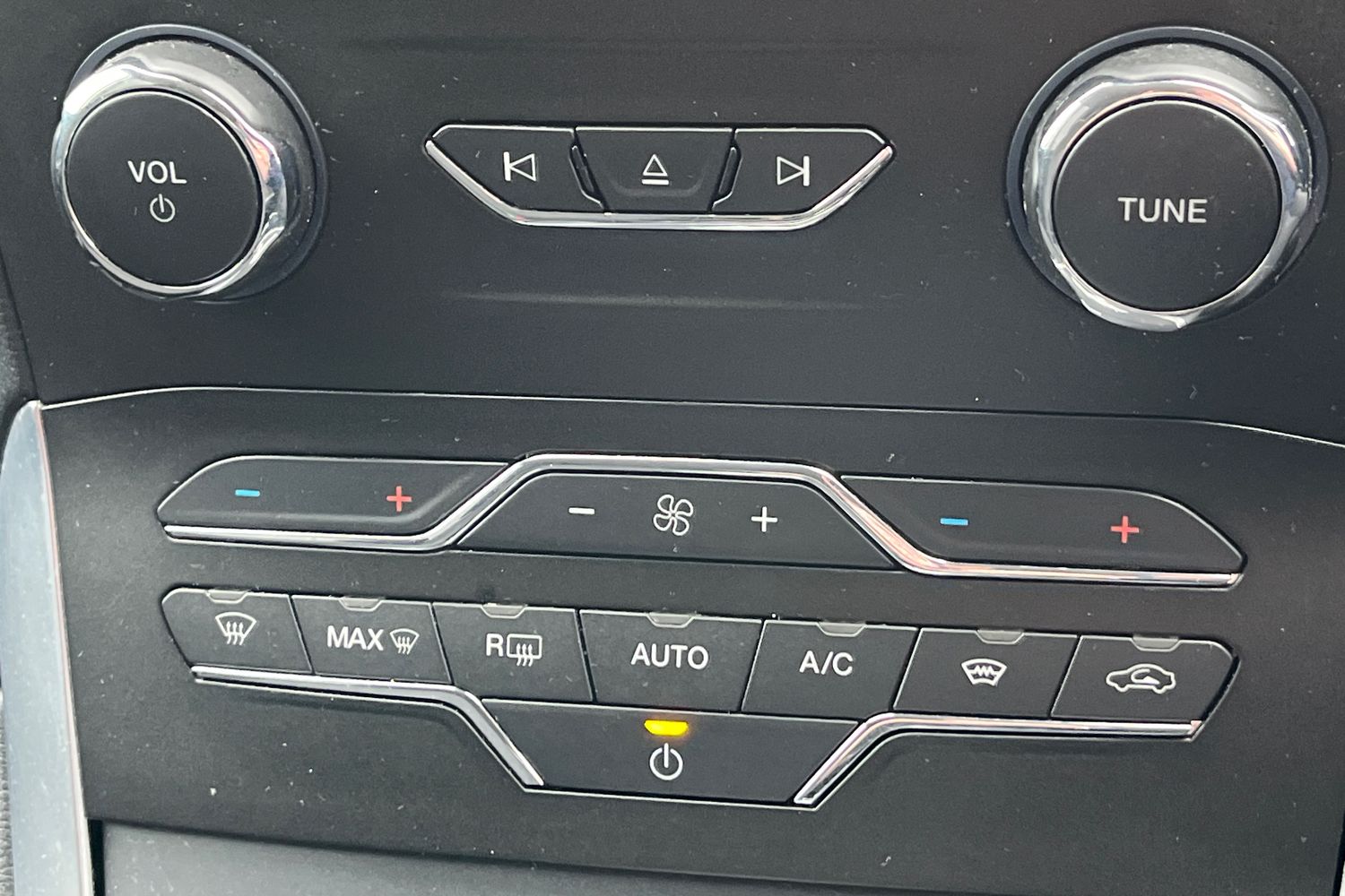 Ford GALAXY Photo 34