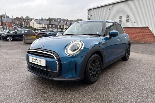 MINI Hatchback Photo 28