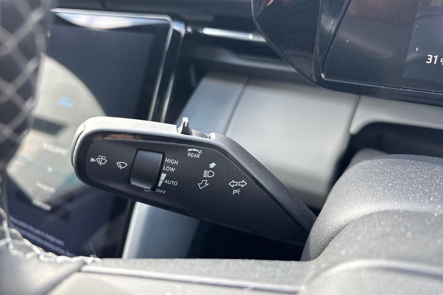 Ford Explorer Photo autoimg-8a0eab2e3d5d5a109eb2a917b023d236a0f77ca8.jpg