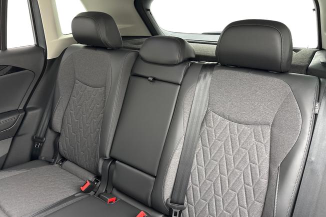 VOLKSWAGEN Tiguan Photo 9