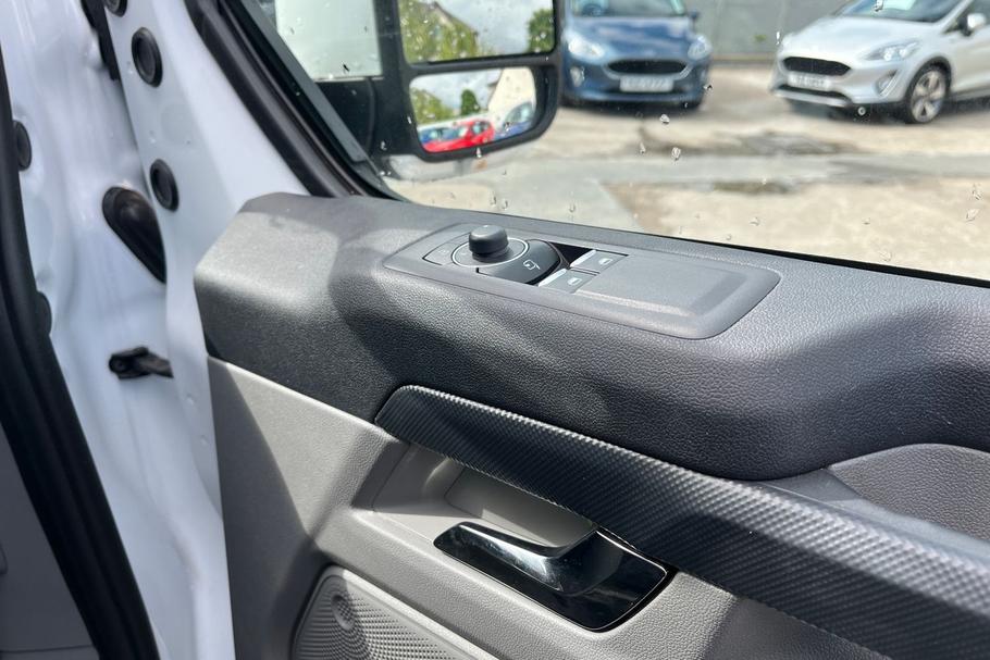 Used Ford TRANSIT CUSTOM WN75OWX 15