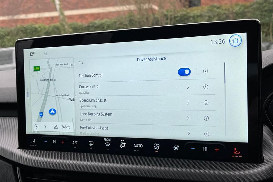 Ford Kuga Photo autoimg-8a1947281021fd0bede2231c9169ba9c8350887b.jpg