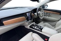 VOLVO V90 Photo 2