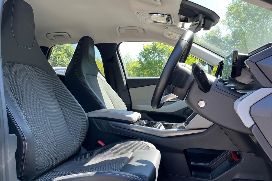 Ford Explorer Photo autoimg-8a194d3cf0dfe5a854d95e8ac3a480185f78ce8d.jpg