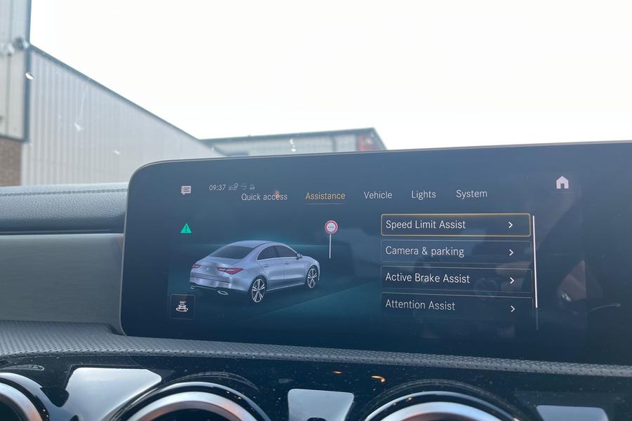 Mercedes-Benz CLA Photo autoimg-8a197e5cd833c8b035a44d5025ac63eb6e8d8405.jpg