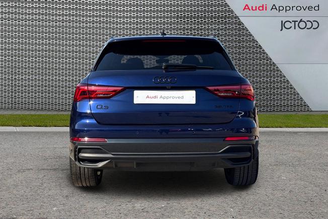 AUDI Q3 Photo 7