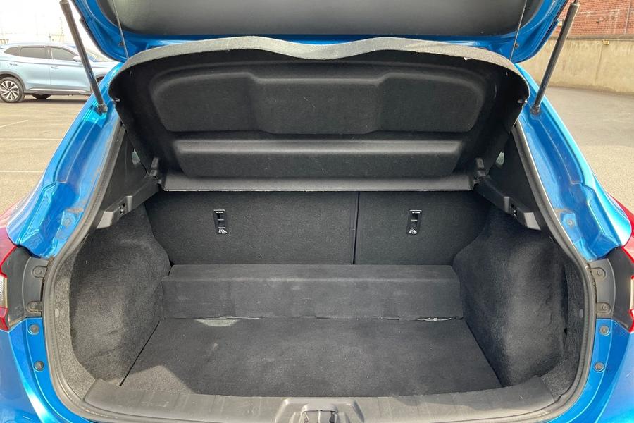 Nissan QASHQAI Photo autoimg-8a1eeedba5d716d134998530caa819334eeab1a6.jpg