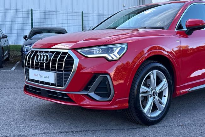 Audi Q3 Photo 22