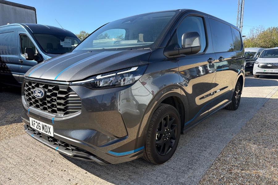 Ford TRANSIT CUSTOM Photo autoimg-8a1ff13923212d834e2e953235a565d2139362db.jpg