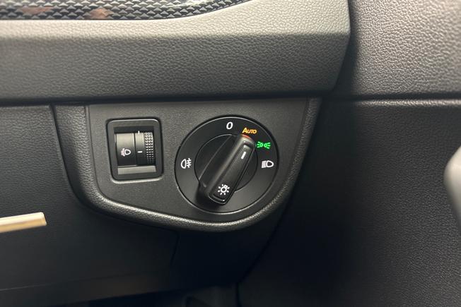 VOLKSWAGEN Polo Photo 27