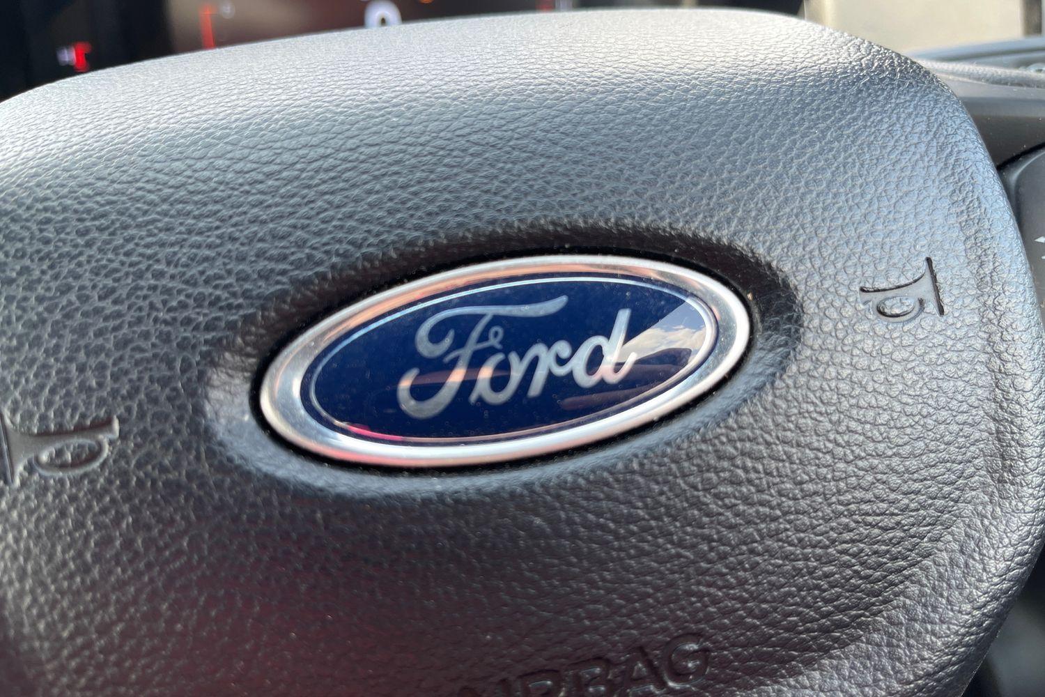 Ford RANGER Photo 40