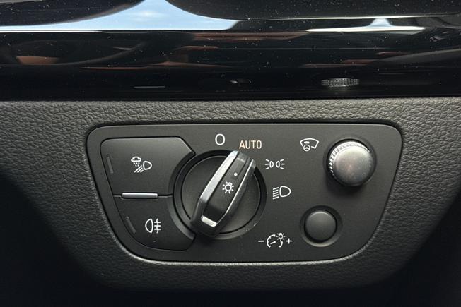 AUDI Q5 Photo 34