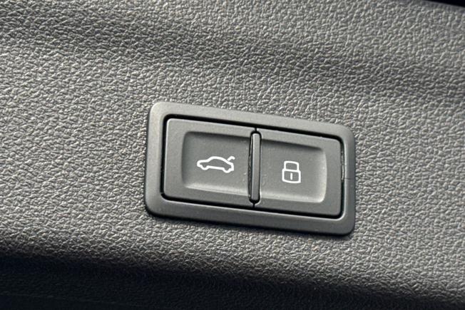 AUDI A6 Avant Photo 48