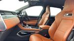 Jaguar F-PACE Photo 2