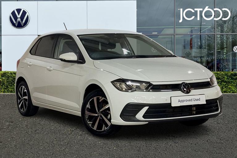 Used 2025 VOLKSWAGEN Polo Match 1.0 TSI 95PS 5-speed Manual 5 Door Pure White at JCT600