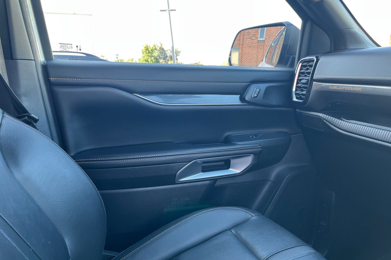 Ford RANGER Photo 34
