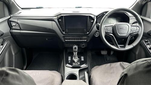 Isuzu D-MAX Photo autoimg-8a2ab7c3adc5ef0c2a382ed7cdeae361f67f0904.jpg