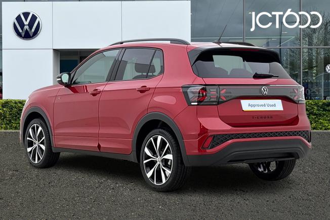 VOLKSWAGEN T-Cross Photo 3