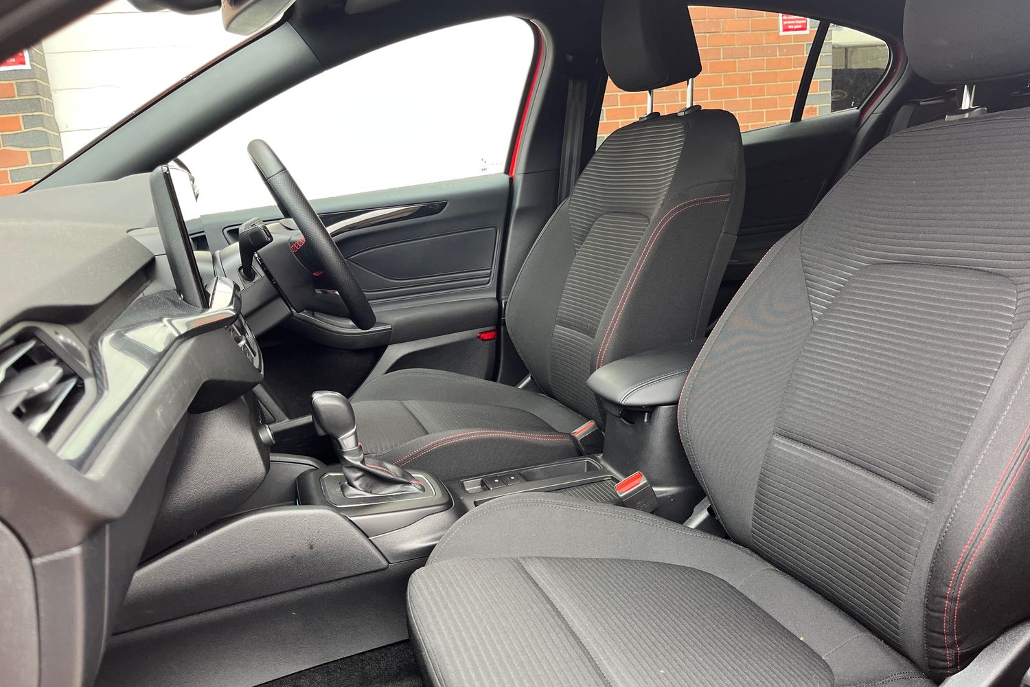 Ford FOCUS Photo 18