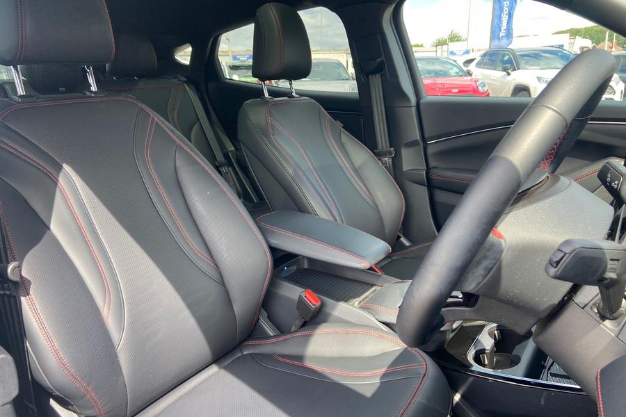 Ford Mustang Mach-E Photo autoimg-8a3ab7d86ab265dcc0a4f909ebcea56d241ef7b7.jpg