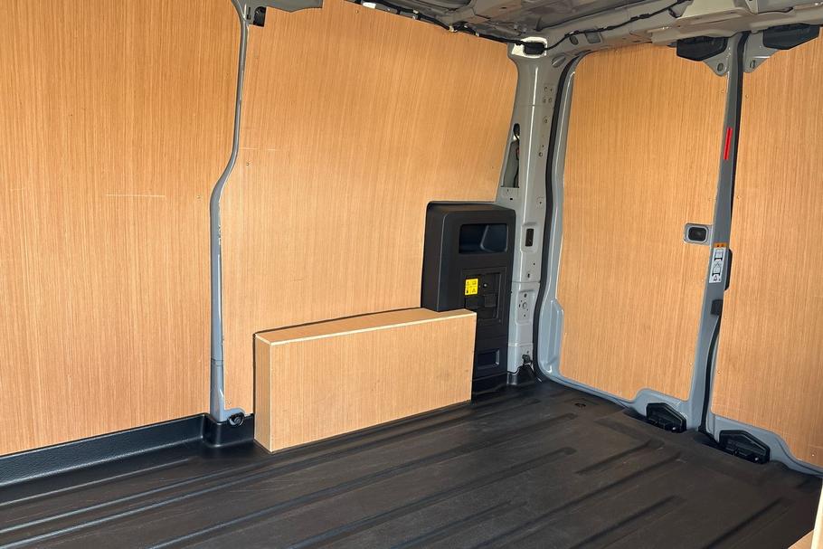 Used Ford TRANSIT CUSTOM HV26SXM 5
