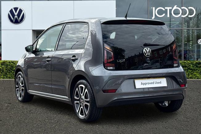 VOLKSWAGEN Up Photo 3