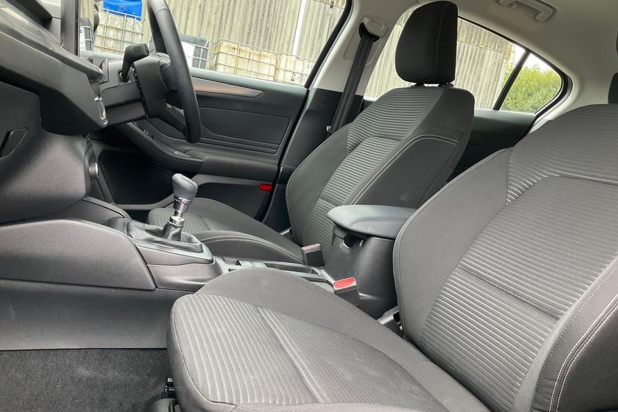 Ford Focus Photo autoimg-8a401e5fa9f1ea887df41936f9a7d15c13b0fa8b.jpg