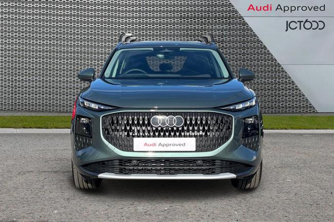 AUDI Q3 Photo 8