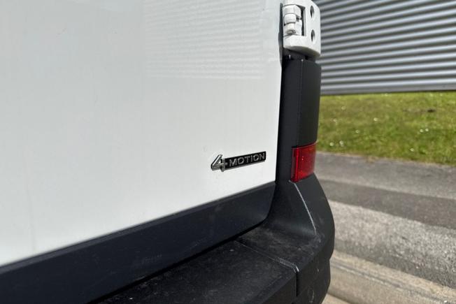 VOLKSWAGEN Crafter Photo 30