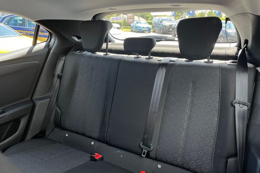 Vauxhall Mokka Photo autoimg-8a4754ecdc6a4e2aa288ab62e01f1837bc9716d7.jpg