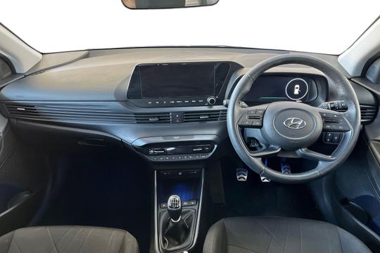 Hyundai BAYON Photo autoimg-8a4c1c0bd71ffb912fb75d6a35204bfa82f15475.jpg