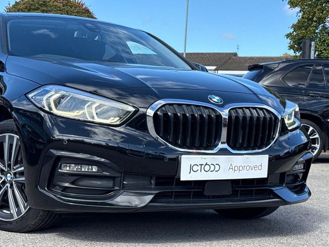 BMW 1 Series Photo 23