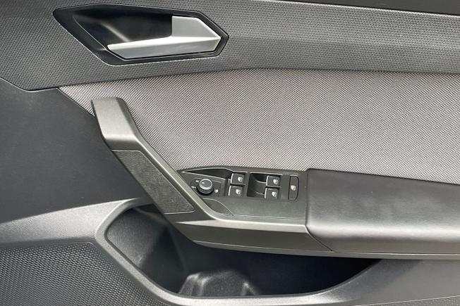 SEAT Leon Photo 22