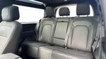 Land Rover Defender Photo 3