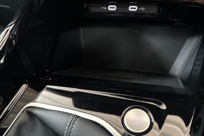 VOLKSWAGEN Golf Photo 26