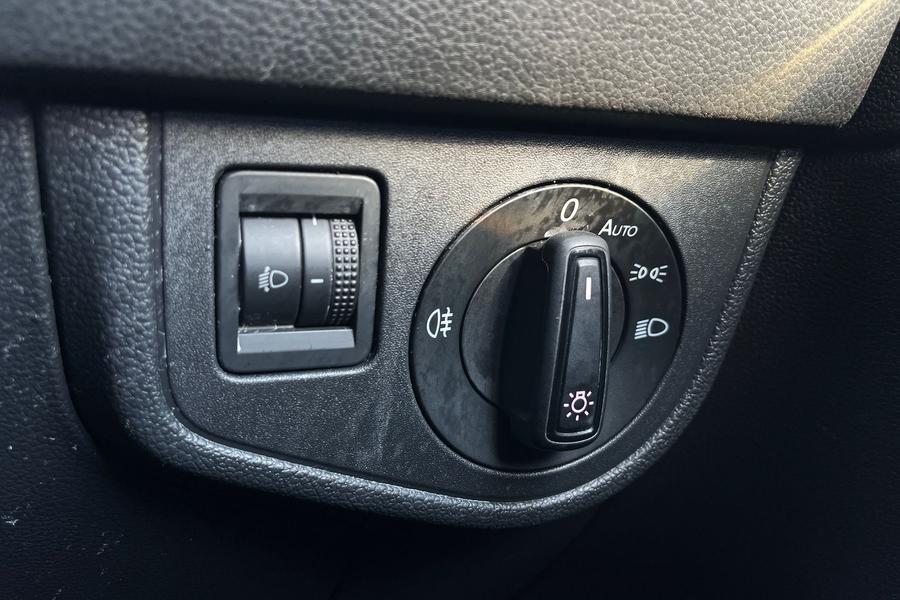 Volkswagen Polo Photo autoimg-8a607a9a38a299dfb8545b5fe62d46386ed1178f.jpg