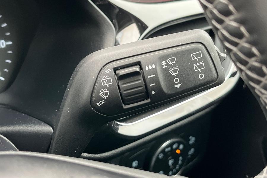 Ford FIESTA Photo autoimg-8a6406a18820be58380bd93c68e72ba58713e279.jpg