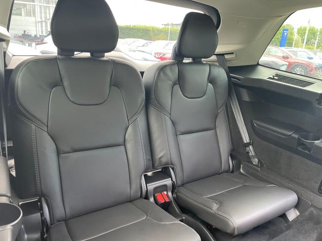 VOLVO XC90 Photo 41