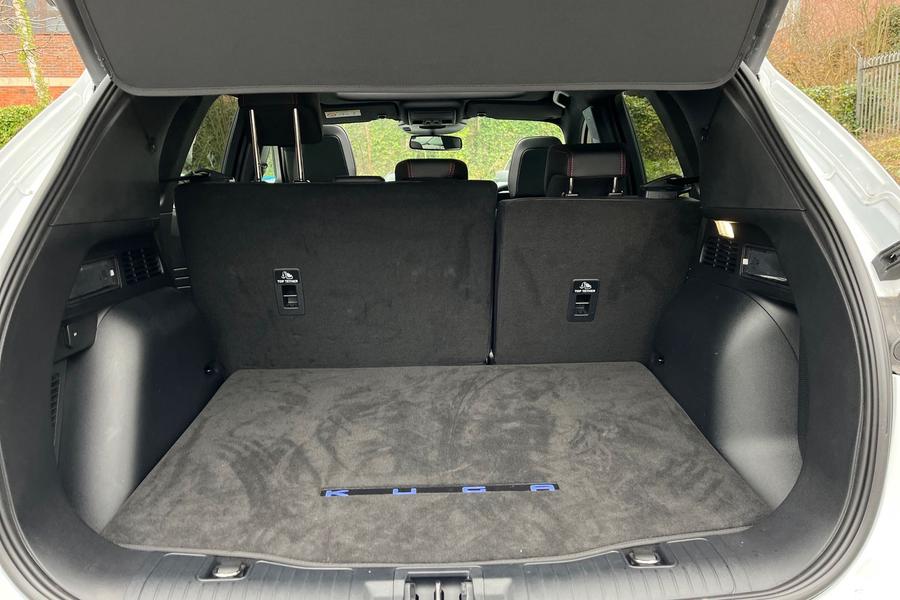 Ford Kuga Photo autoimg-8a67f717c9fb82240eae4473cbf7e5341c4eecc4.jpg